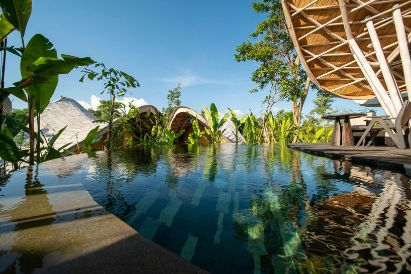 inspiral architects combines bamboo + rammed earth for ulaman eco retreat in bali - 6