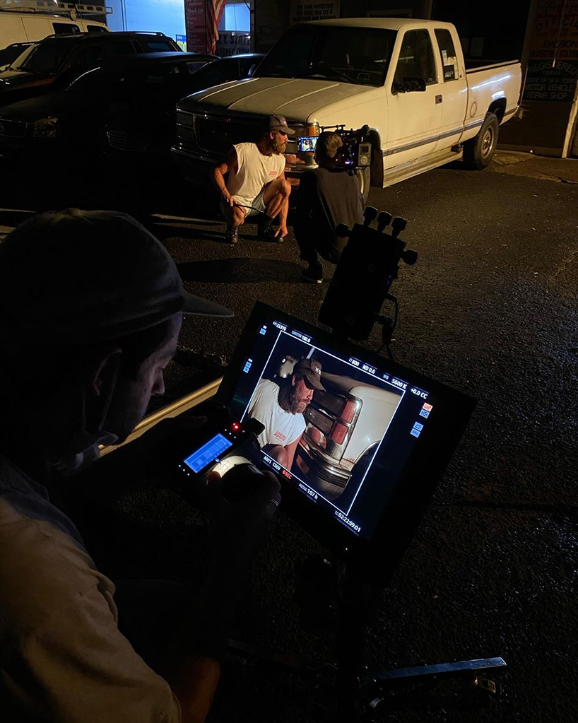 new york sunshine builds a 750-pound row boat with a hoop for repent or perish film