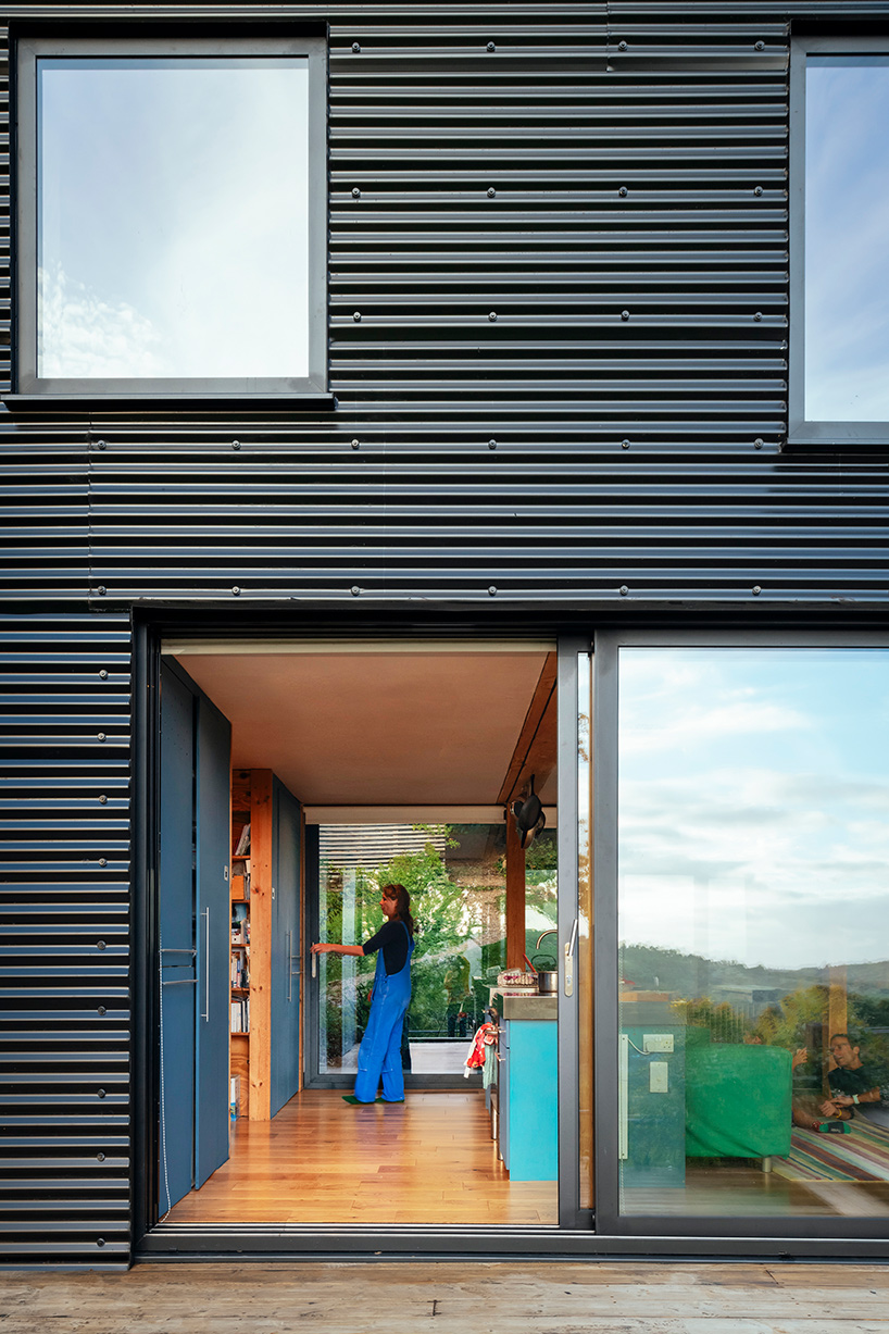 piers taylor moonshine house