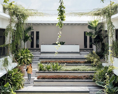 SA plans a stepped courtyard in the center of 'northstar school' in india