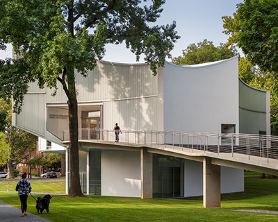 steven holl architects opens 'winter visual arts building' at franklin & marshall college