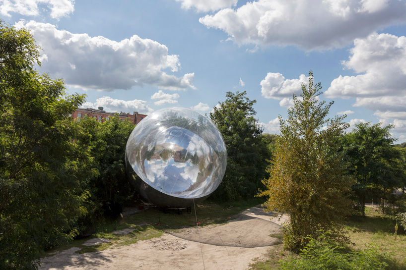 tomás saraceno's aerosolar sphere at garage museum takes us closer to an aerocene epoch