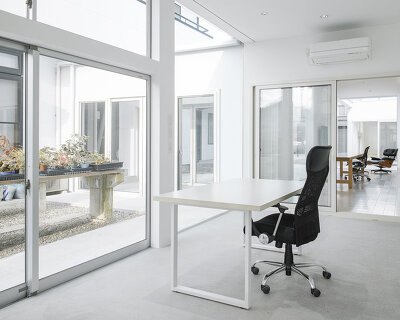 keisuke hatakenaka adds office + greenhouse to minimal residence in japan
