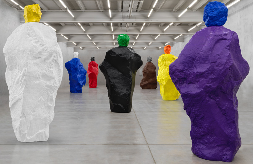 installation view, polychromatic sculptures, ugo rondinone