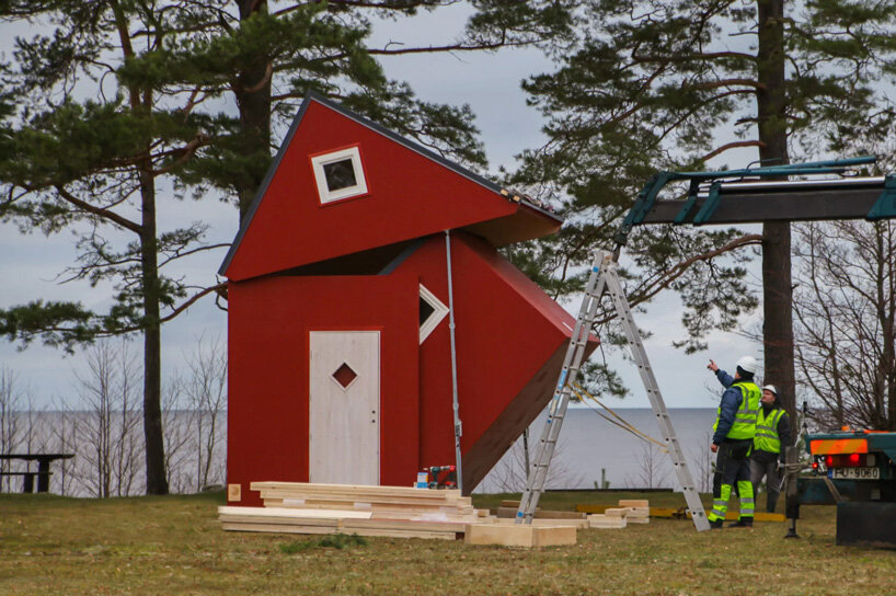 'brette haus' is a tiny prefabricated house that unfolds in only three hours - 10