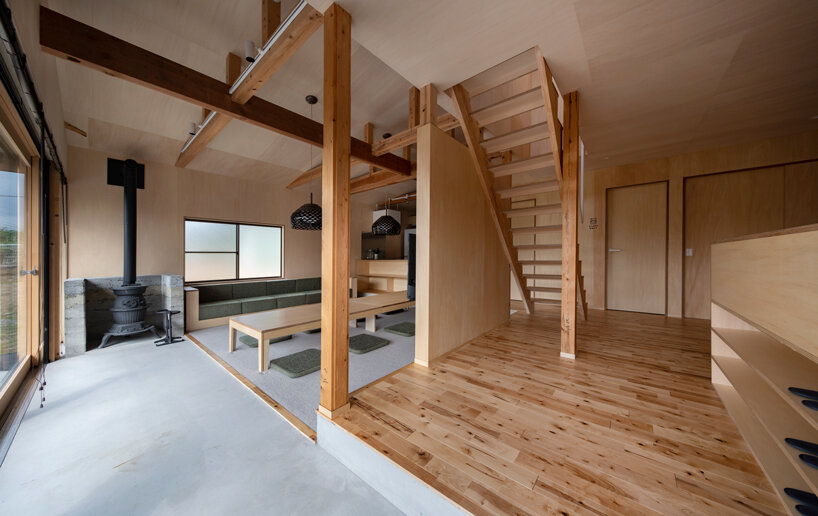 KURU + coil kazuteru matumura architects complete a hostel in rural japan designboom
