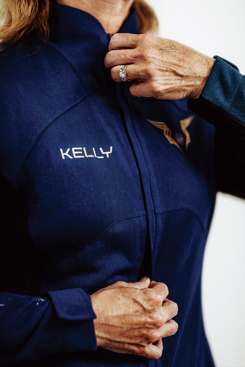 virgin galactic taps under armour for spacesuit pilots will wear on future flights