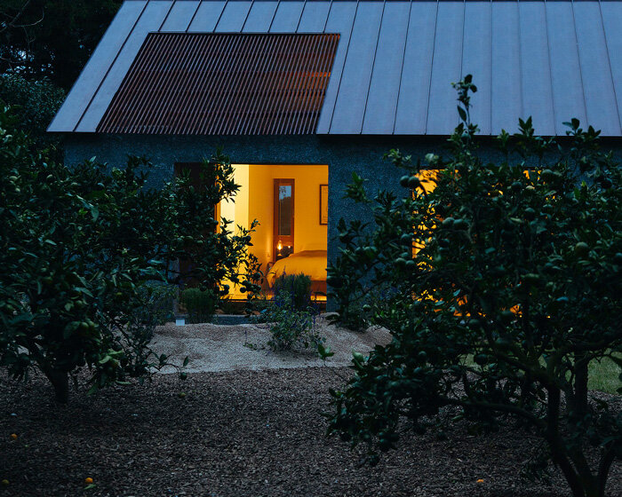 Z_lab completes linear guest house 'soyosorim' in south korea's jeju island