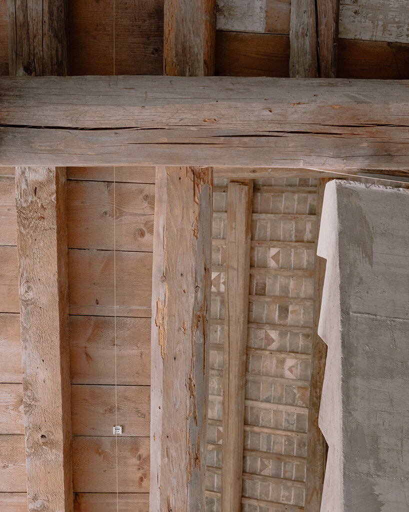 AMAA pleonastic fantastic