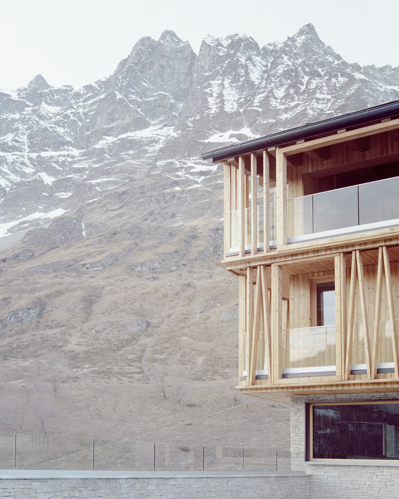 LCA architetti chalet blanc