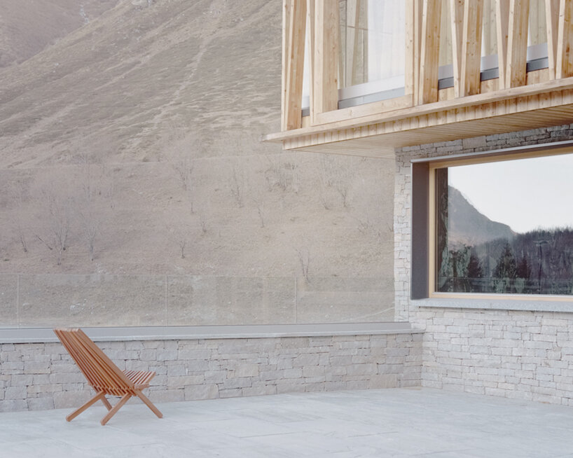 LCA architetti chalet blanc