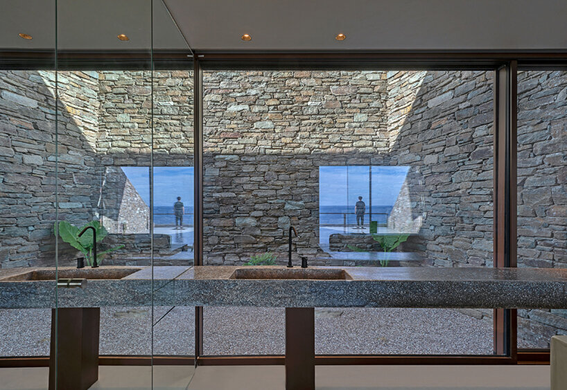 mold architects nCAVED