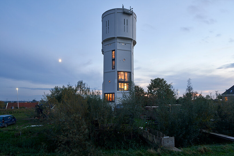 RVArchitecture water tower