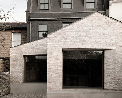 mclaren.excell revitalizes victorian london 'kew house' with faceted brick extension