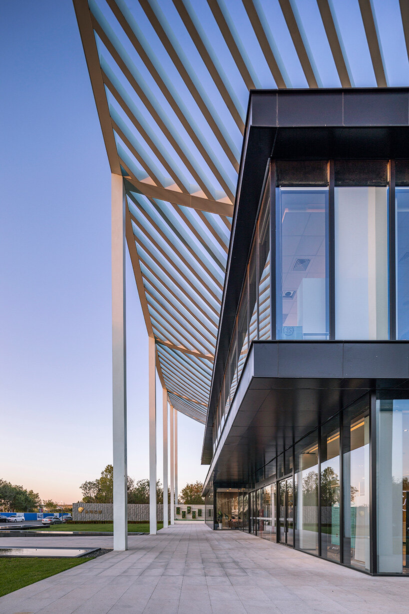 powerhouse company paper roof