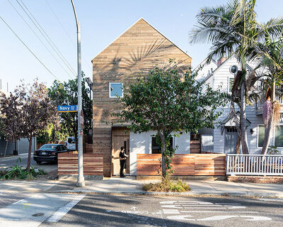 saez pedraja & CALMA reinterpret california cottage with contemporary beach house in santa monica