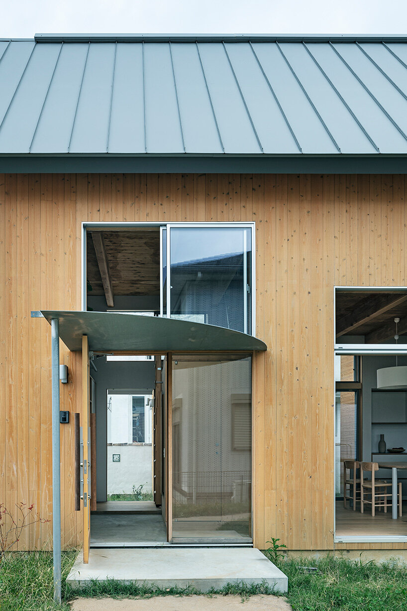 ship architecture house in field