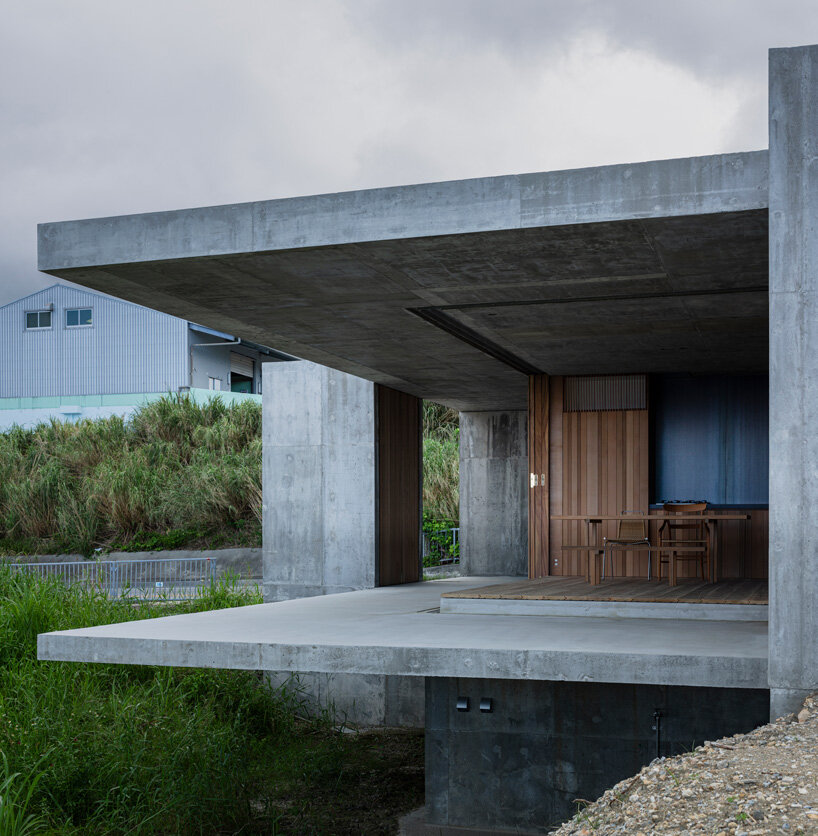 studio cochi architects completes concrete house + workshop in japan's okinawa island