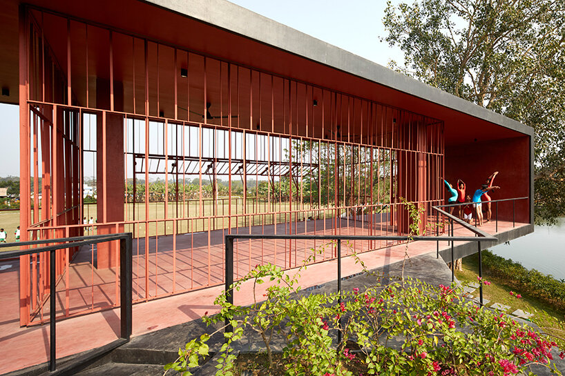 abin waterfront clubhouse