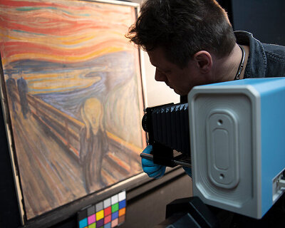 experts confirm edvard munch wrote a secret message on the scream