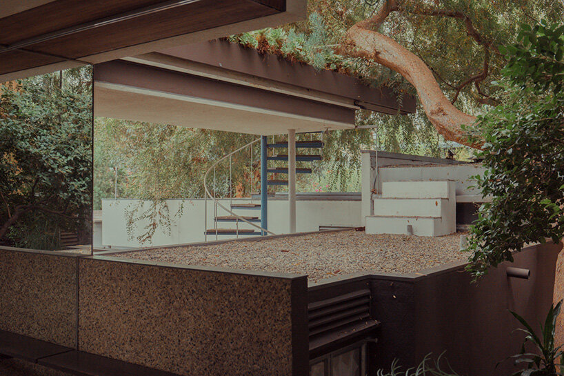 franck bohbot captures richard neutra's VDL research house II in los angeles