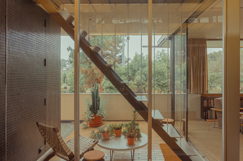franck bohbot captures richard neutra's VDL research house II in los angeles