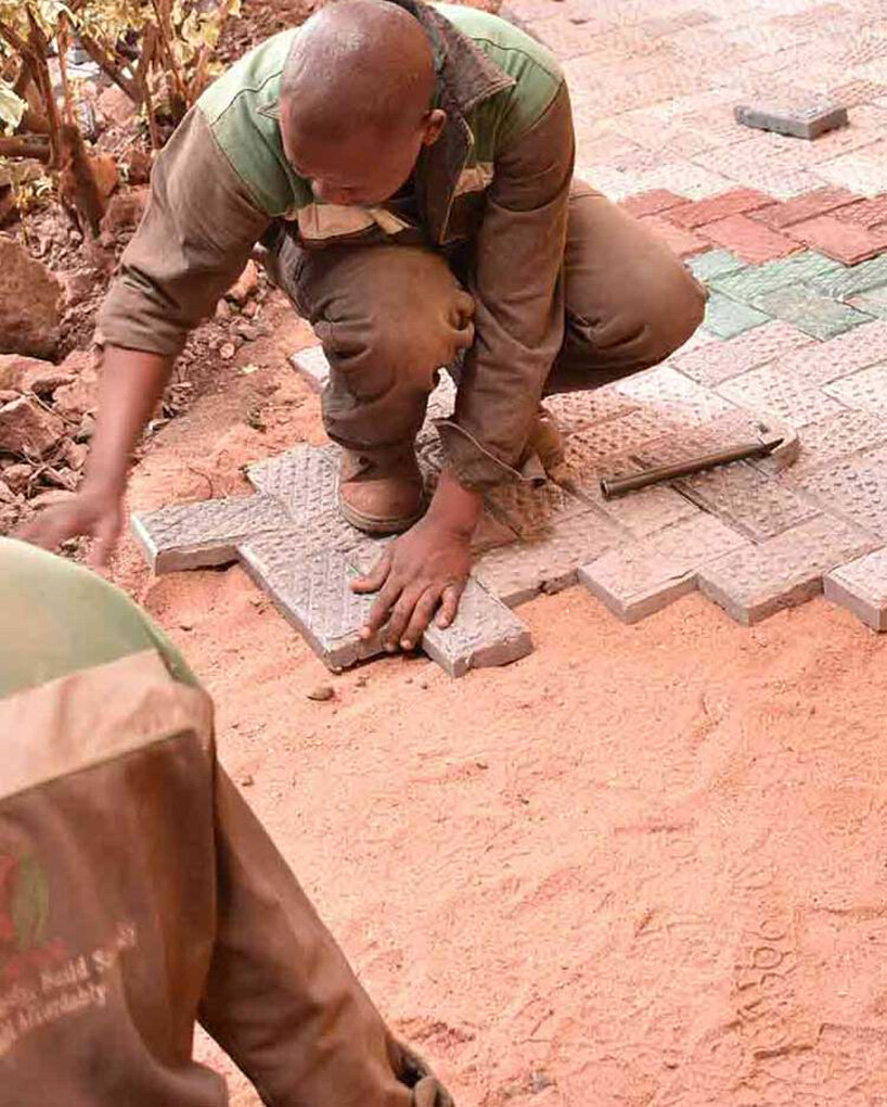 gjenge makers ltd kenyan woman’s startup recycles plastic into bricks that are stronger than concrete