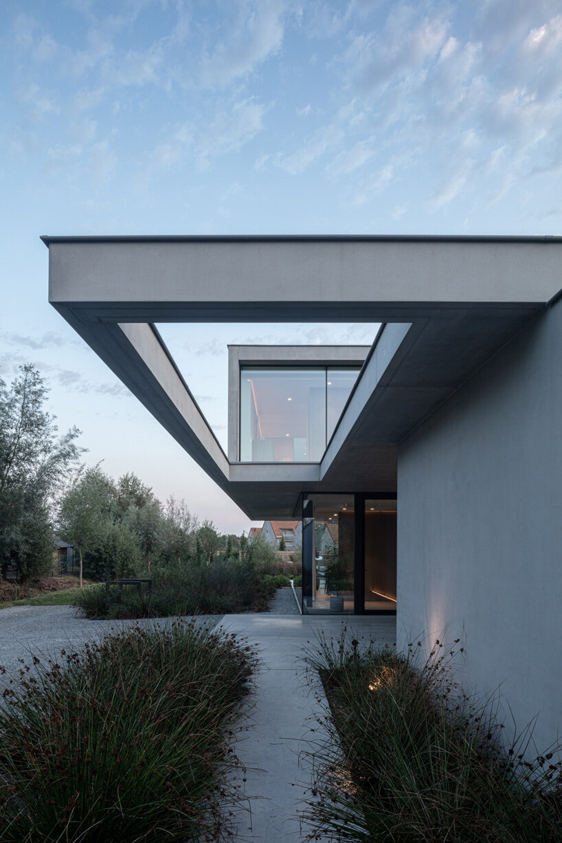 govaert & vanhoutte architects minimal concrete villa in rural belgium