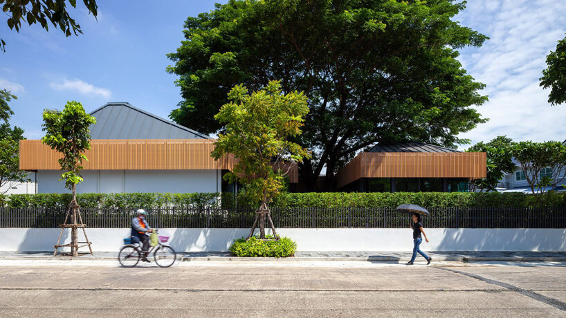 junsekino plans 'o-tree house' around a lush courtyard in thailand designboom