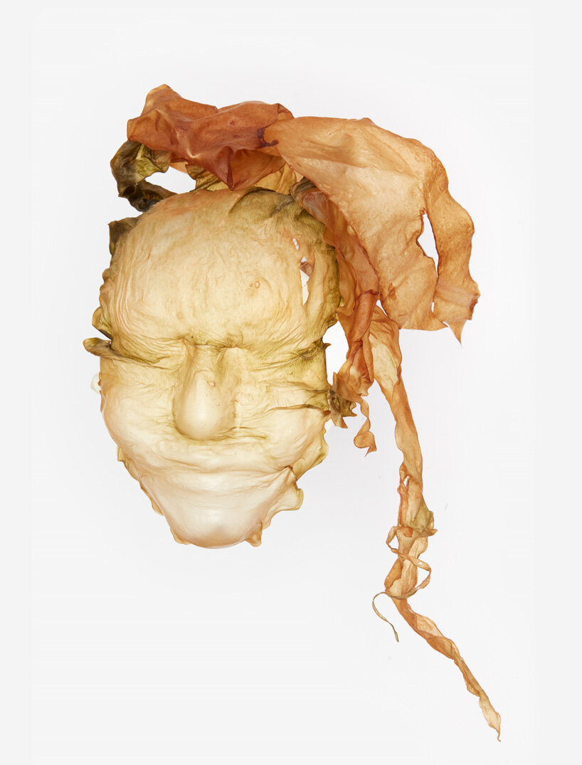 katrín thorvaldsdottir sculpts intricate masks using raw organic kelp from the icelandic ocean - 4