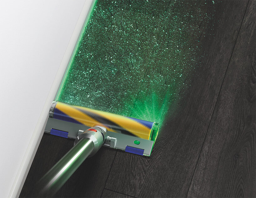 the dyson V15 detect reveals hidden particles so you can see where you need to clean