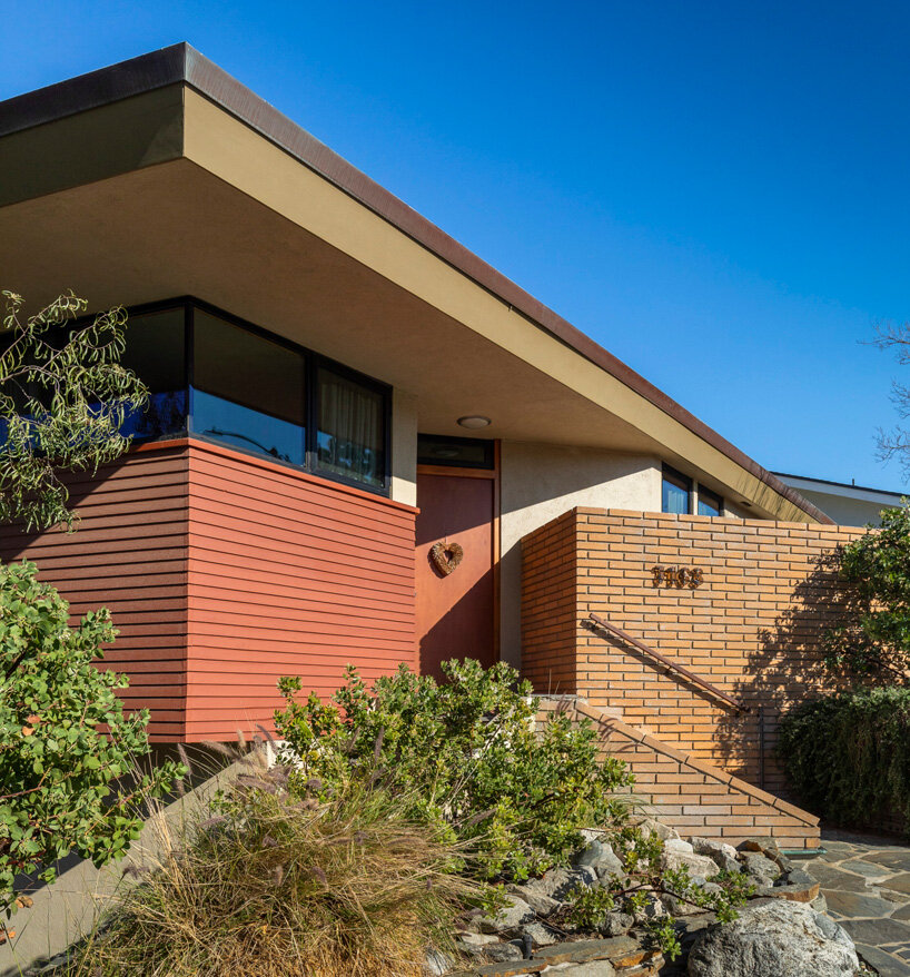 john lautner's midcentury modern 'deutsch house' hits the market in los angeles