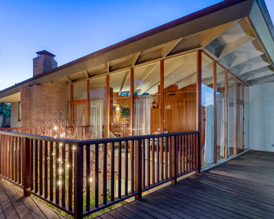 john lautner's midcentury modern 'deutsch house' hits the market in los angeles