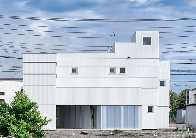 jun igarashi tunnel trapezoid house