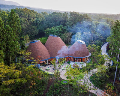 'PokoPoko' clubhouse by klein dytham architecture emerges from the forests of central japan