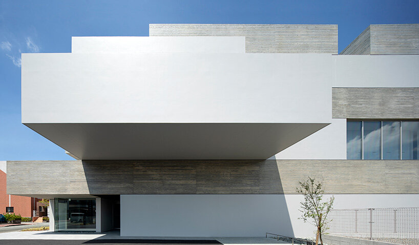 matsuyama architect eye clinic