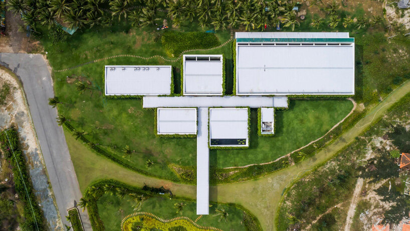 MIA design studio's thanh long bay gallery frames panoramic views of the ocean in vietnam