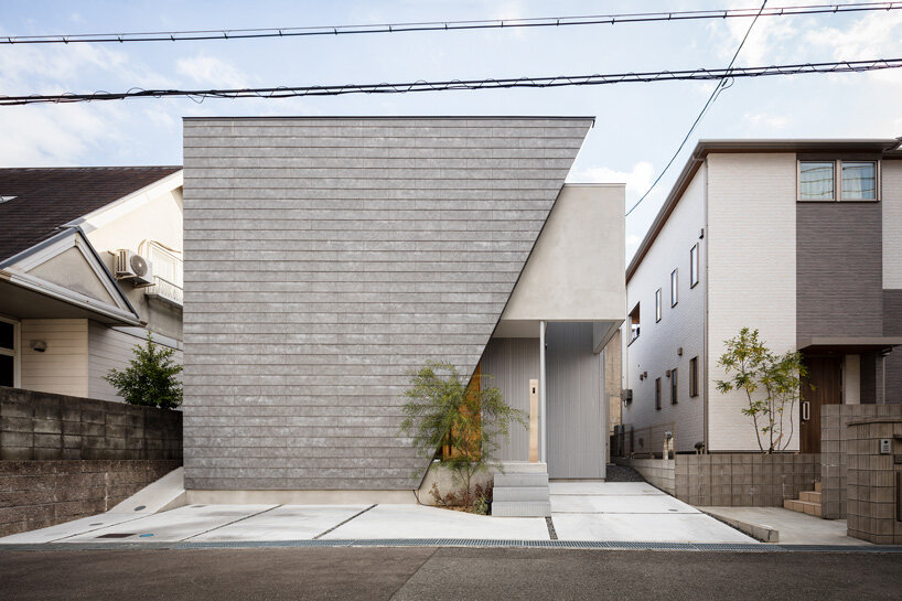 SAI architectural design office adds trapezoid front to house in osaka