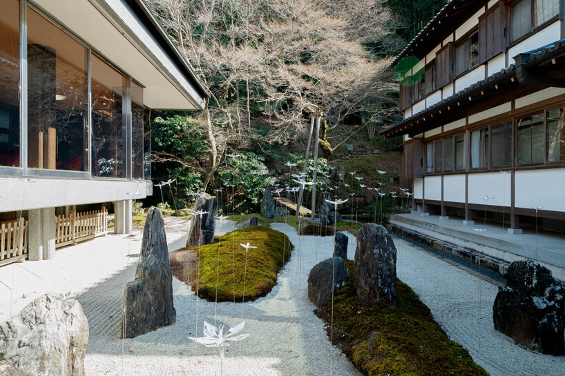 LUCENT transparent flowers, made of steel + prisms, bloom in kyoto's sennyuji temple