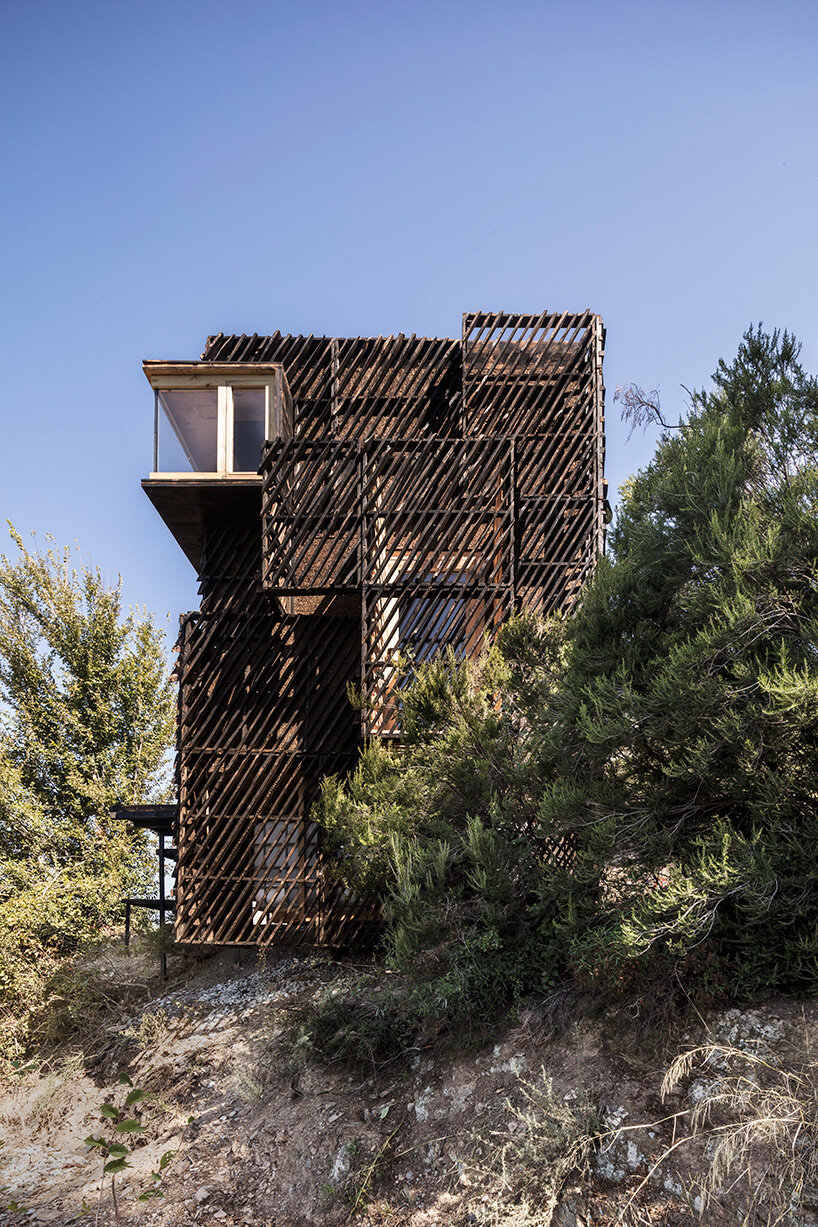 zero kilometer structural wood builds voxel quarantine cabin by IAAC in barcelona