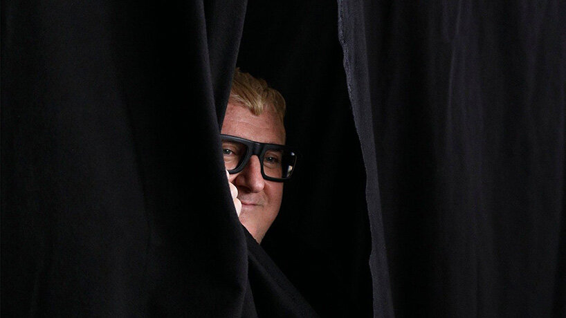 fashion designer alber elbaz dies aged 59 in paris