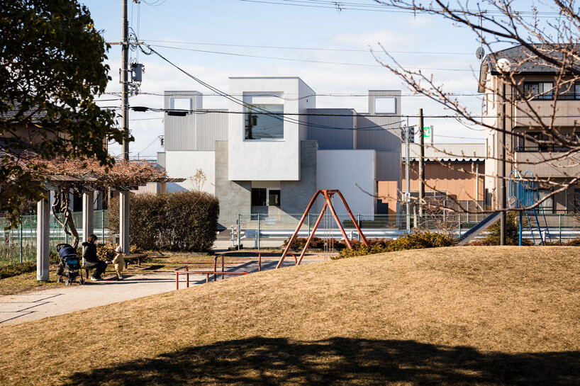 FORM / kouichi kimura combines intersecting volumes into 'landscape house' in japan