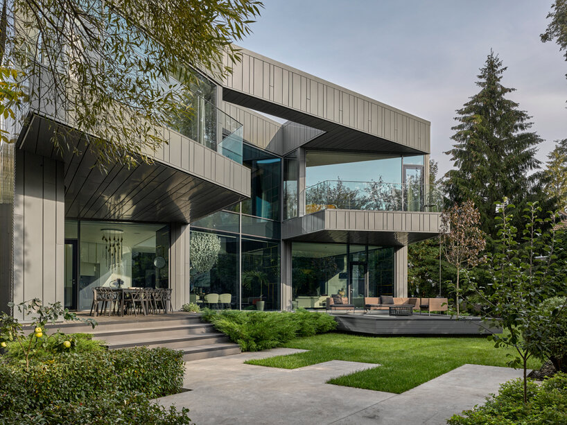 SAOTA silver pine villa moscow designboom