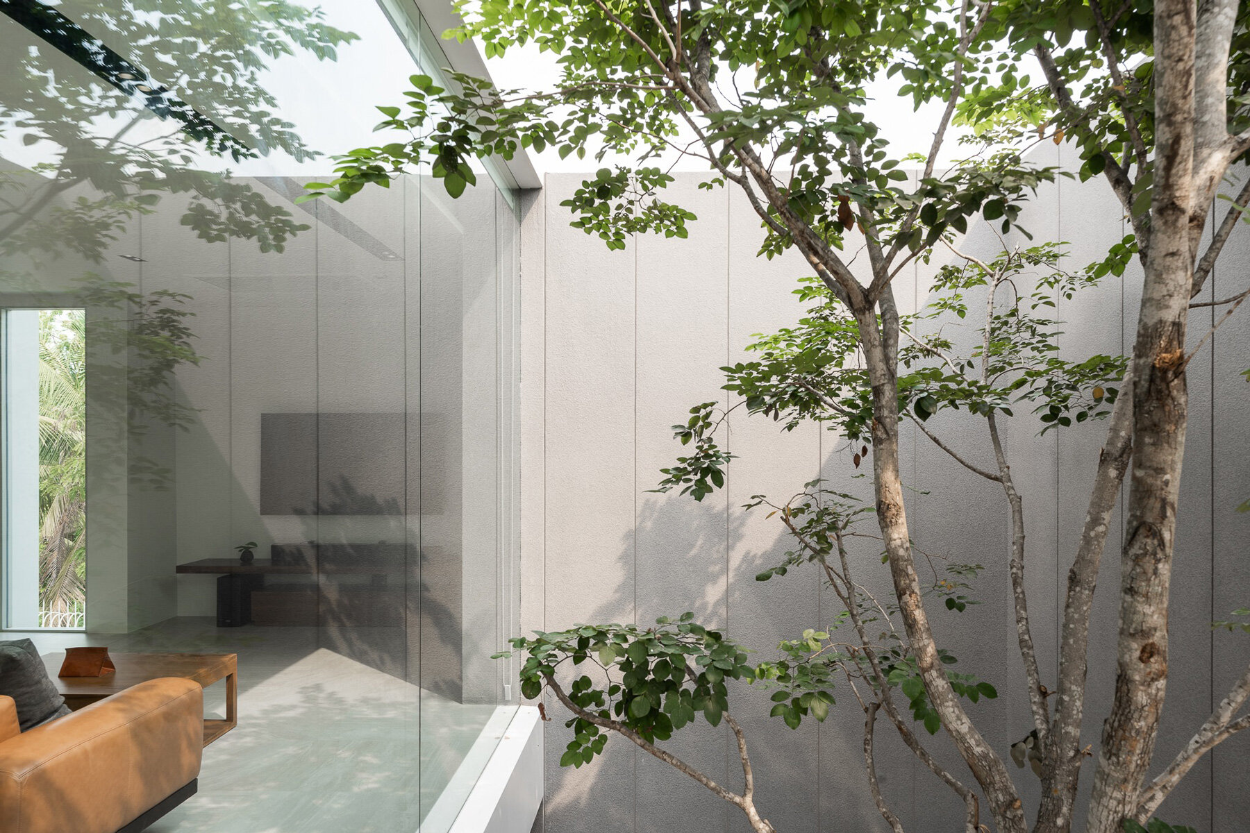 looklen-architects-mit-chit-house-thailand-designboom-large2