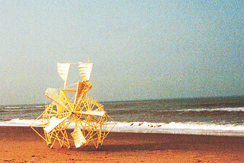 theo jansen's moving 'strandbeest' sculptures at contemporary art museum, kumamoto