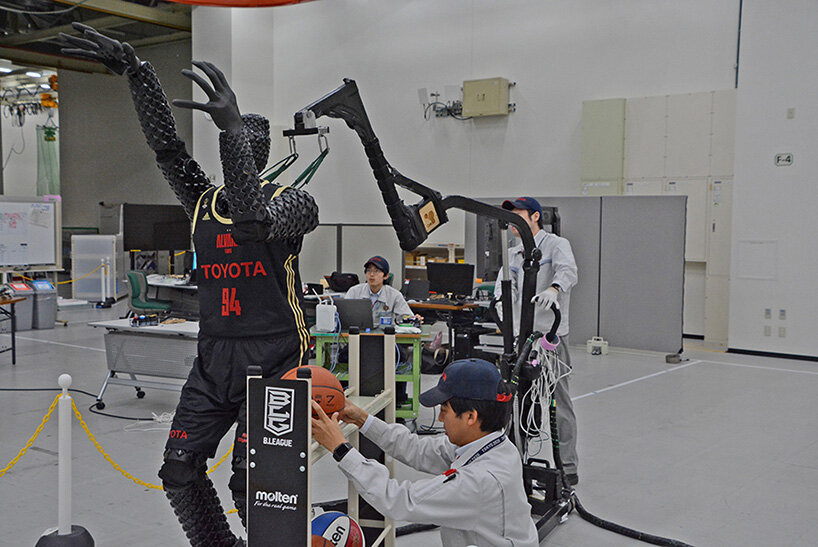 toyota showed its AI-equipped basketball robot at the tokyo olympics 2020