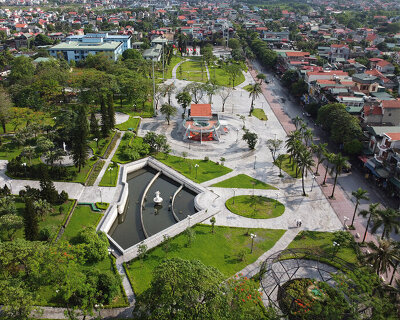 H&P architects revitalizes park in vietnam drawing from olympic's five-ringed symbol