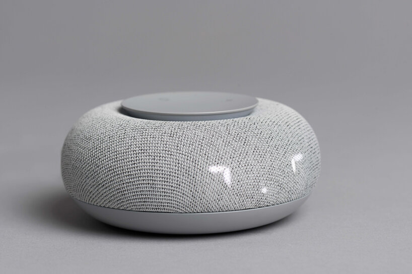 LAYER unveils capsula mini: the smart assistant with a friendly face designboom