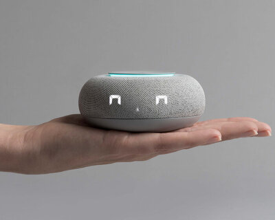 LAYER unveils capsula mini: the compact smart assistant with a friendly face
