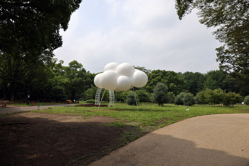 sou fujimoto installs temporary pavilion of fluffy, floating clouds in tokyo